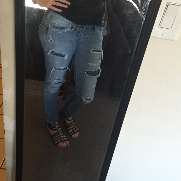 Silver Jeans Destroyed Light Wash