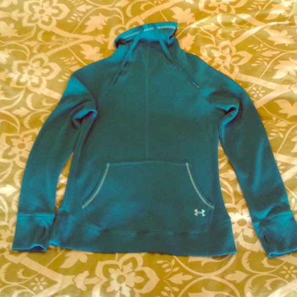 Under Armour thermal sweat shirt