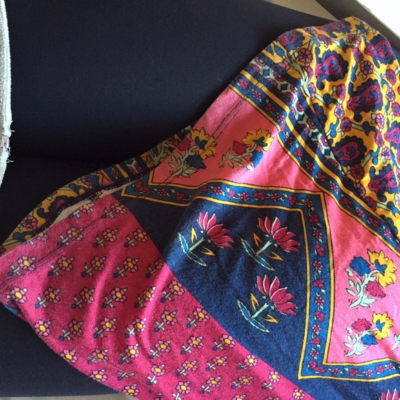 ❌SOLD❌ Novella Royale Janis Bells - Picture 3 of 4