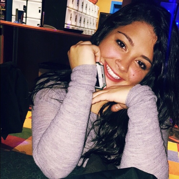 Meet your Posher, Kiana