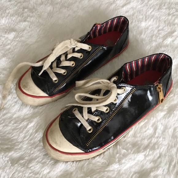 Vintage Juicy Couture Sneakers - Picture 2 of 4