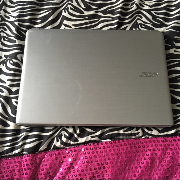 Acer V5 touchscreen laptop