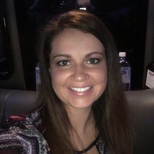 Meet your Posher, Christina