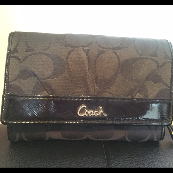 Coach Signature Trifold Wallet