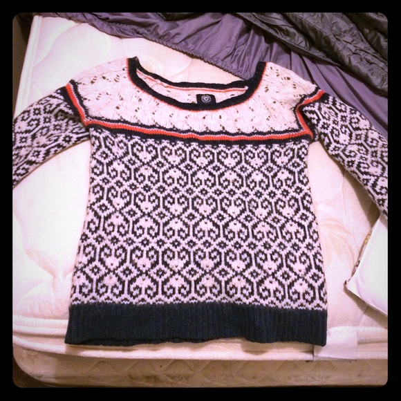 AE sweater