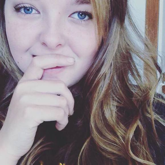 Meet your Posher, Casey