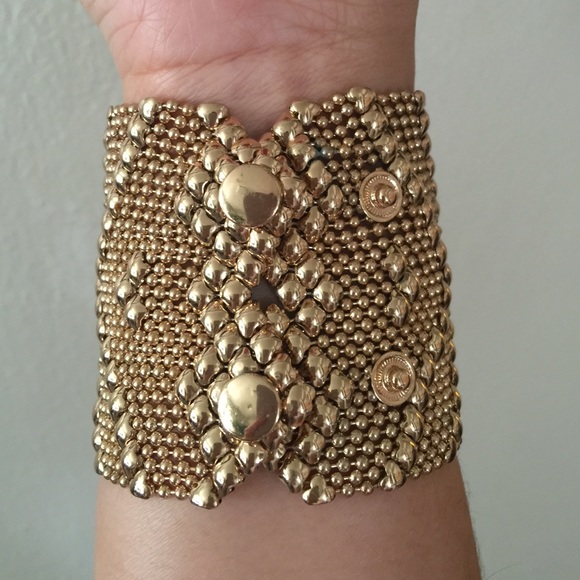 Gold ball chain cuff - Picture 2 of 3