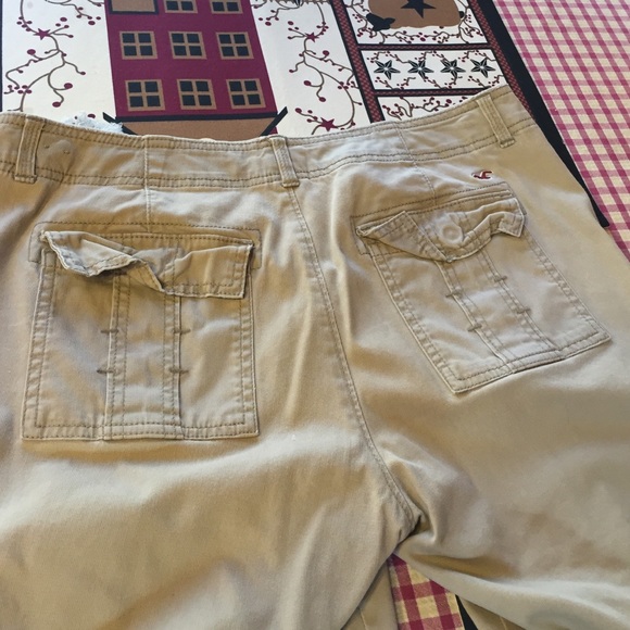 Hollister brand cargo