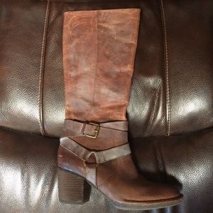 Super cute heeled boot