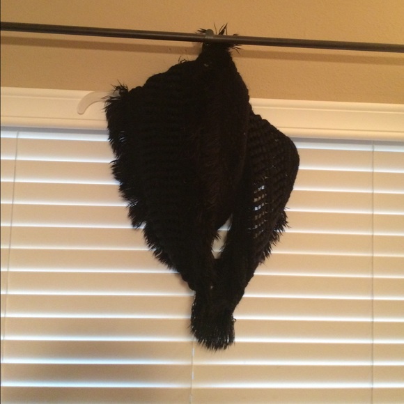2 Knit Infinity Scarves - Picture 2 of 4