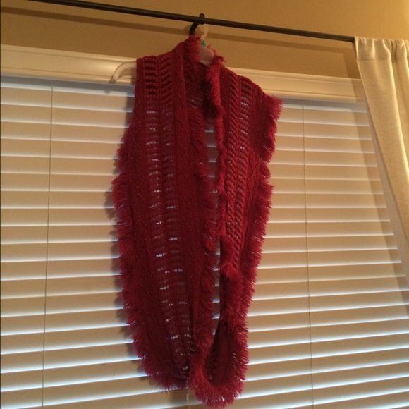 2 Knit Infinity Scarves - Picture 3 of 4