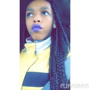 Meet your Posher, Monyka