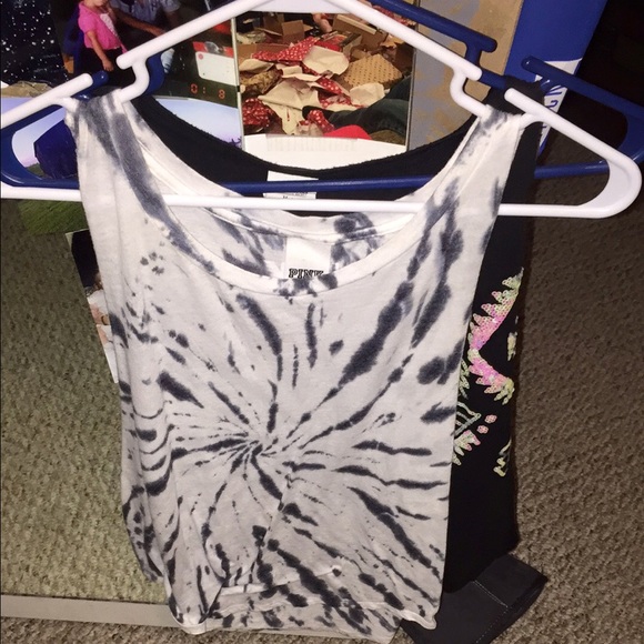 Victoria secret PINK tank tops