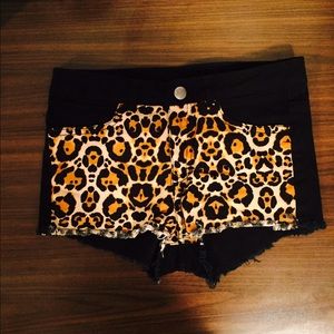 H&M CHEETAH SHORTS