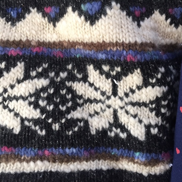 Turtle neck winter knitted sweater - Picture 3 of 4