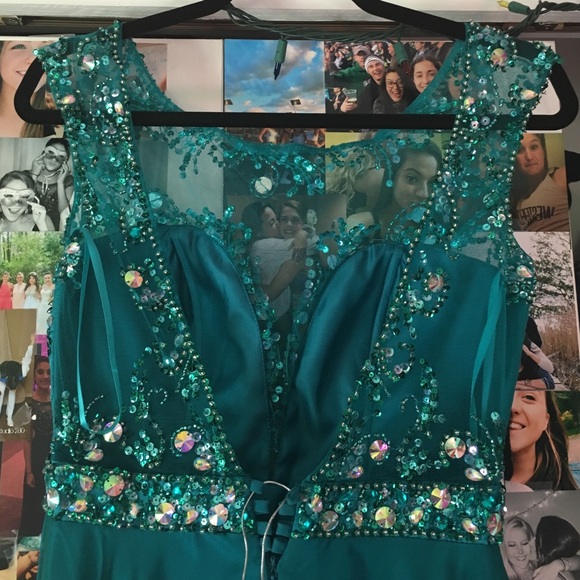 Prom Dress - Picture 4 of 4