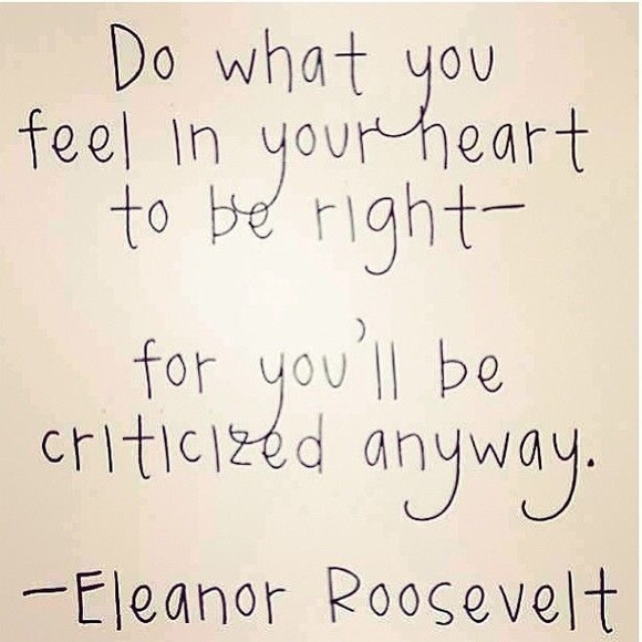 Hi I'm Rebeca🎀 Trusted seller 5 Years on Poshmark - Picture 3 of 6