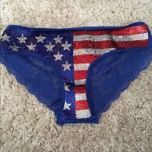 PINK Victoria's Secret USA Cheekster Undies