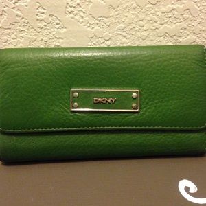 DKNY wallet