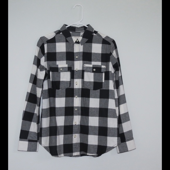 Black and White Flannel *Never Worn*