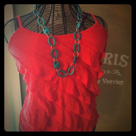 💃🏼Ruffled Red Tank💋