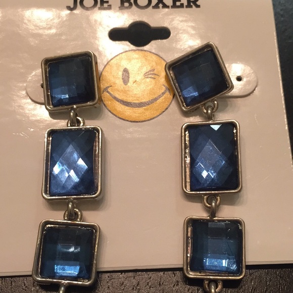 New earring - Picture 2 of 2