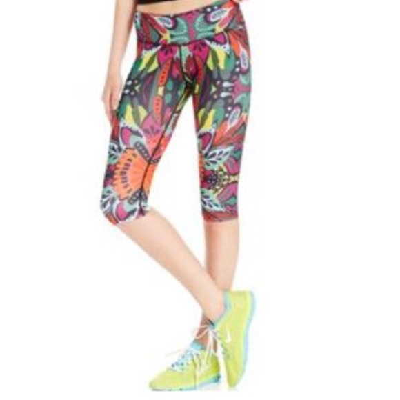 Betsey Johnson Pants - Betsey Johnson Workout Gym Yoga Capri Leggings