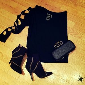 Sexy One Sleeve Top! Worn Only Once!! ☆Host Pick☆