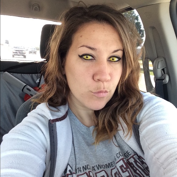 Meet your Posher, Jami - Picture 1 of 1