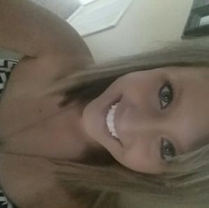 Meet your Posher, Sally