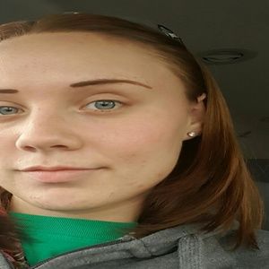 Meet your Posher, Casey