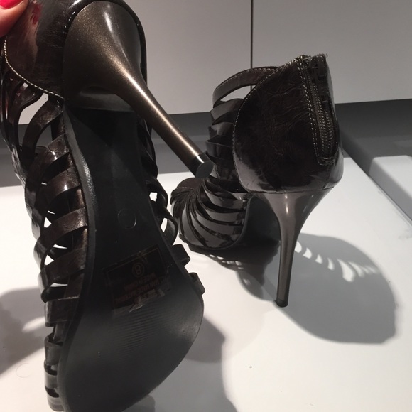 Heels - Picture 3 of 5