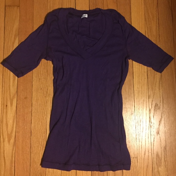 Deep purple v-neck - Splendid