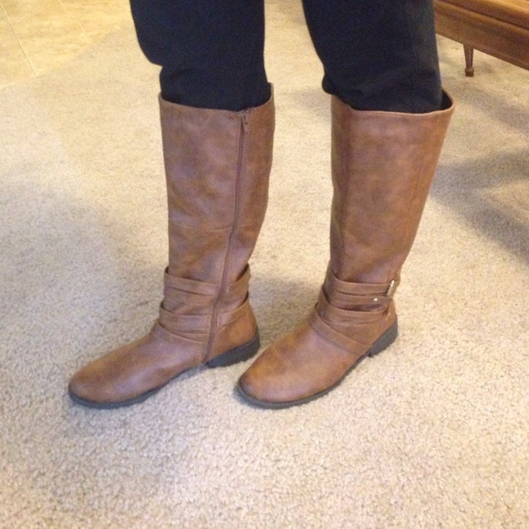 BRASH boots