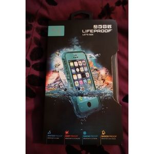 Turquoise life proof iPhone 5s case