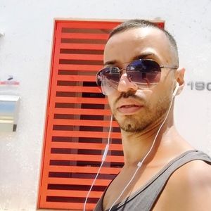 Meet your Posher, Rigo