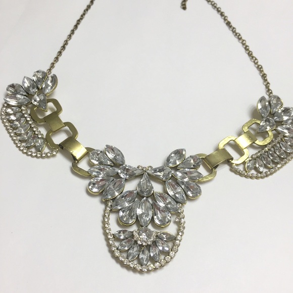🆕 Statement Necklace - Picture 3 of 4