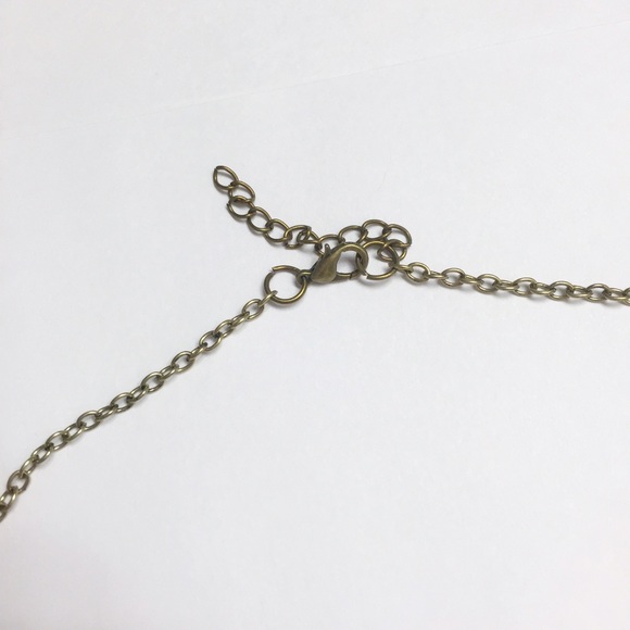 🆕 Statement Necklace - Picture 4 of 4