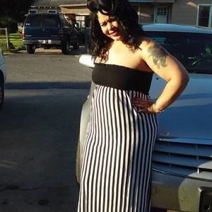 Meet your Posher, Tia