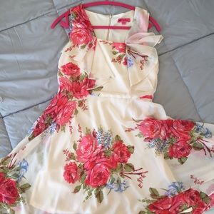 Betsey Johnson flare dress