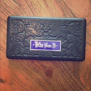 Kat Von D eyeshadow palette