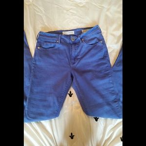 Bullhead high rise skinniest indigo jeans 🌞