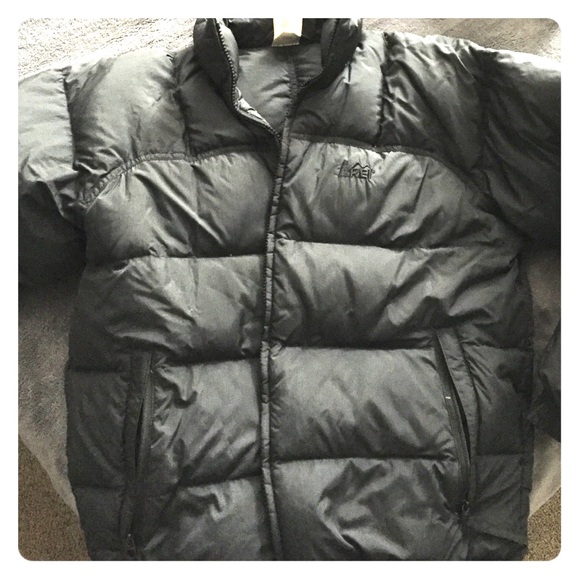 REI black puffer jacket