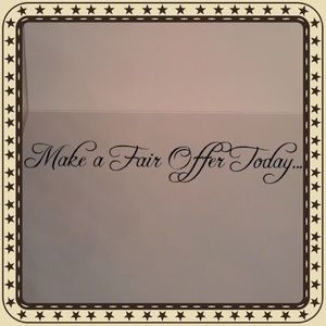 Make a offer in my closet♥️