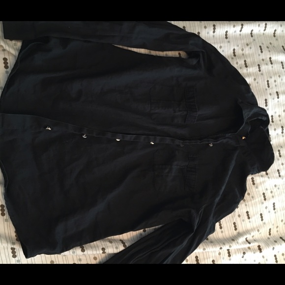 Shirt - Picture 1 of 3