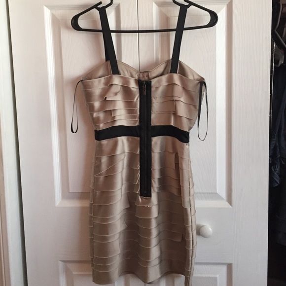 Bebe dress - Picture 4 of 4