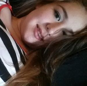 Meet your Posher, Duana