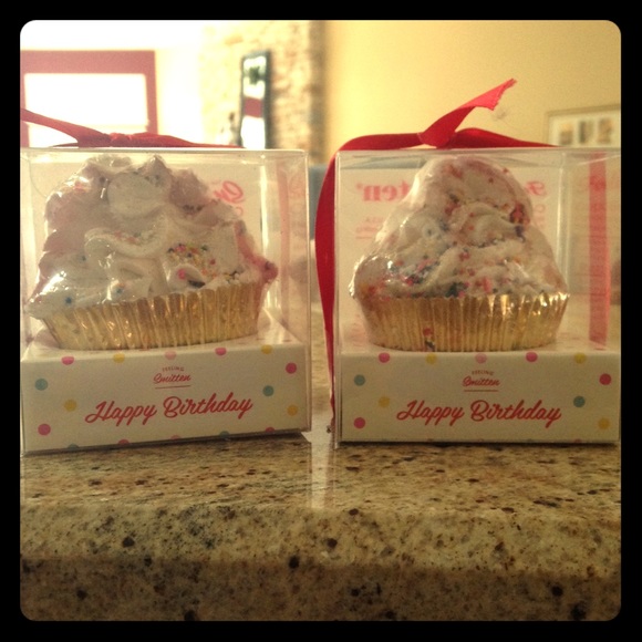 Two Cupcake Bath Bombs