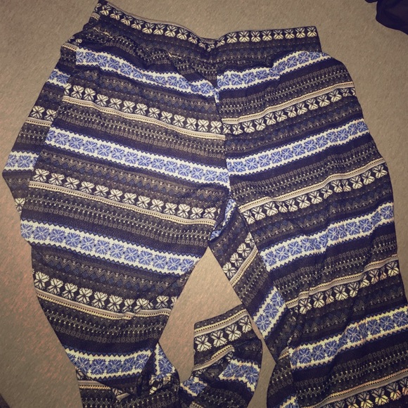 Winter Print Comfy Leggings