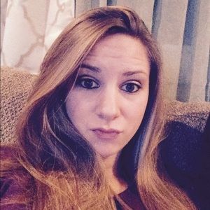 Meet your Posher, Mikayla